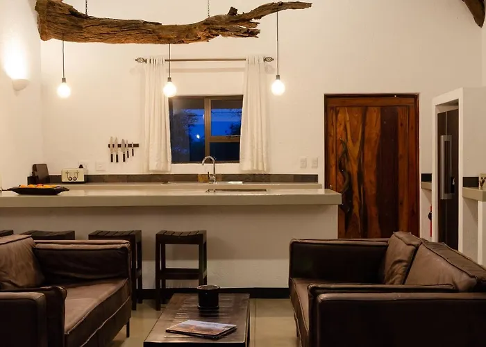 Hidden 2-Bedroom Gem In A Quiet Wildlife Estate