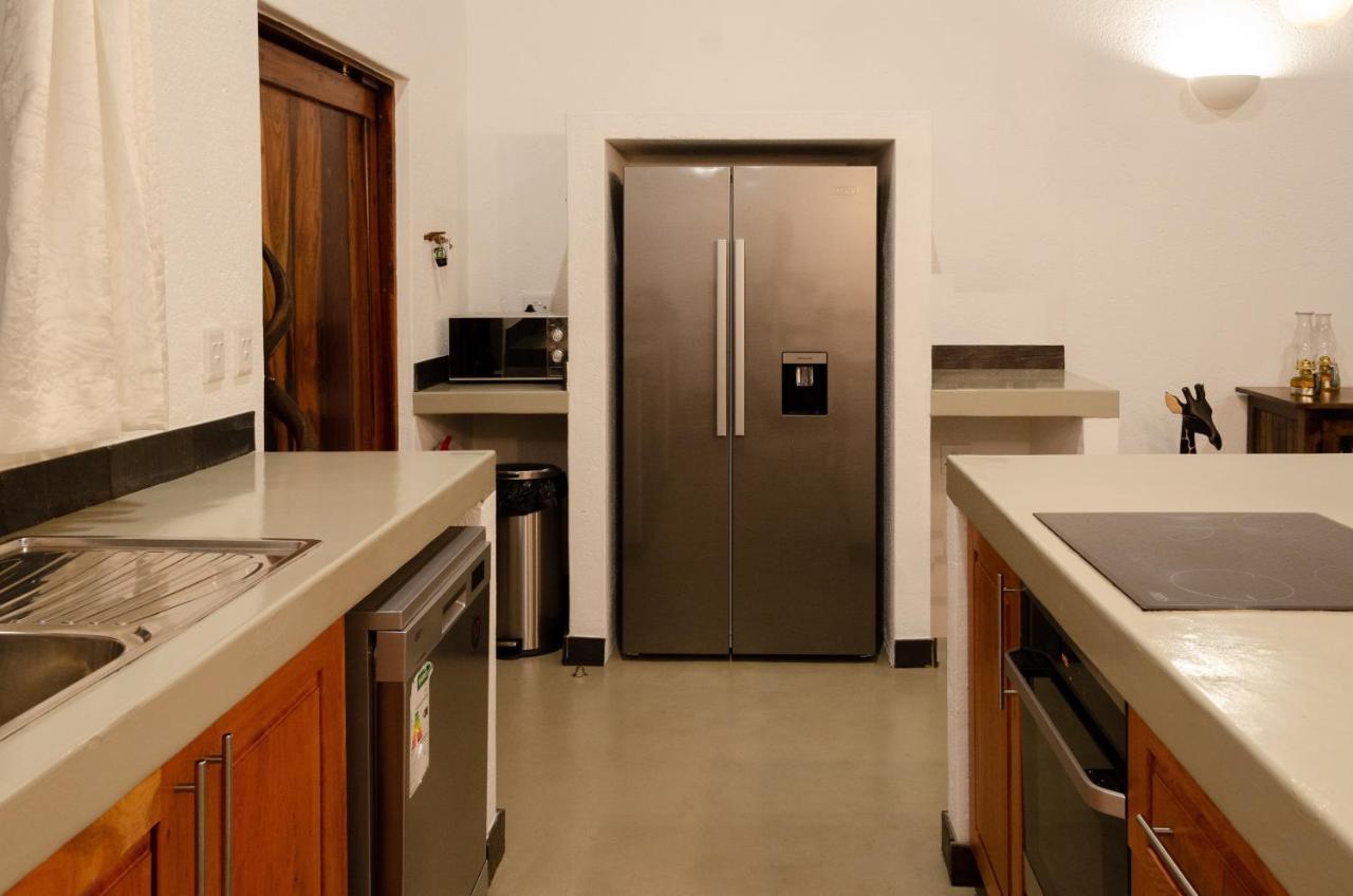 Hidden 2-bedroom Gem In A Quiet Wildlife Estate Vakantiehuis *