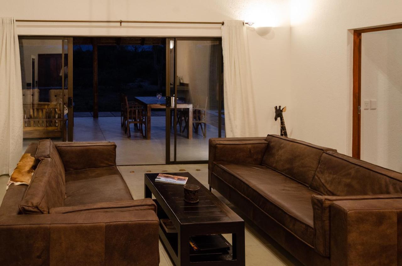 Hidden 2-bedroom Gem In A Quiet Wildlife Estate Vakantiehuis *